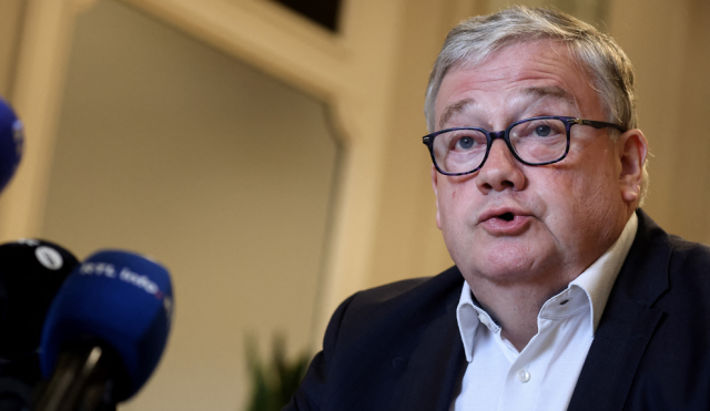 Emu, Marc Tarabella s'est exprimé devant la presse. Il souhaite reprendre ses fonctions