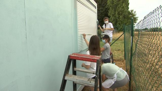 Eté solidaire: Villers-Le-Bouillet s'embellit grâce aux jeunes