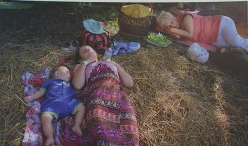 Oyou : "Regarder Voir" une rétrospective du parcours de la photo reporter Caroline Thirion