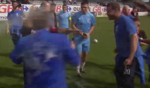 Football : Lixhe Visé monte