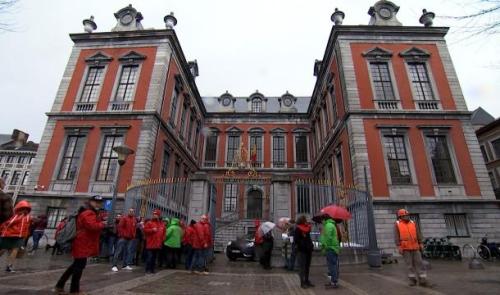 Grève générale : Action à l'hôtel de Ville de Liège 