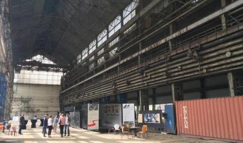 Halles de Cockerill transformées en espace festif et de rencontre