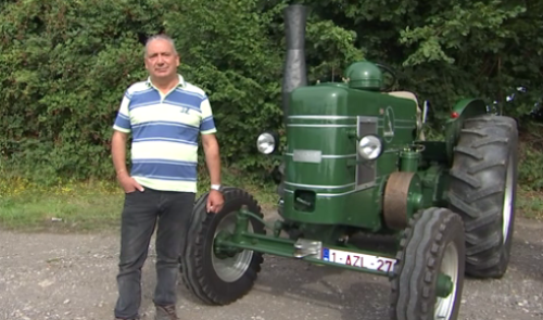 Hognoul : deux vieux tracteurs prêts pour la concentration de Borlez 