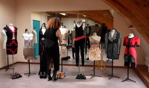 IFAPME: Les stylistes préparent leur défilé