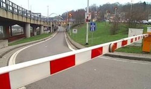 Problème sur la liaison E40-E25
