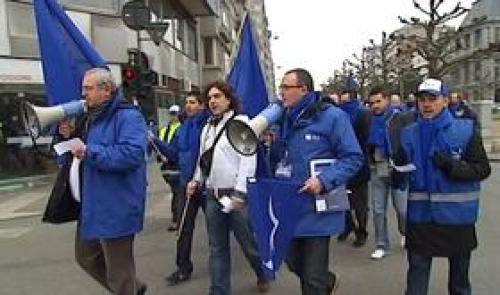 La CGSLB manifeste à l'UCM