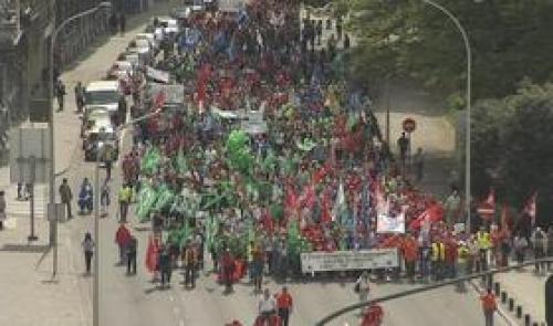 10.000 enseignants manifestent à Liège