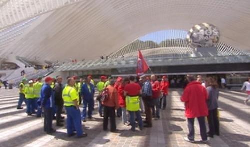 Les cheminots réunis en assemblée