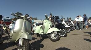 Concentration de Vespas à Grace Hollogne