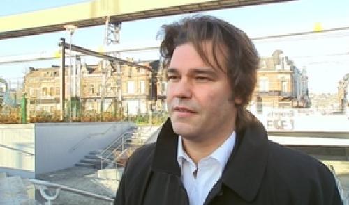 Inculpé, Alain Mathot dépose plainte