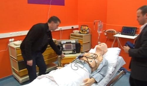 Mannequin de simulation médicale ultra sophistiqué