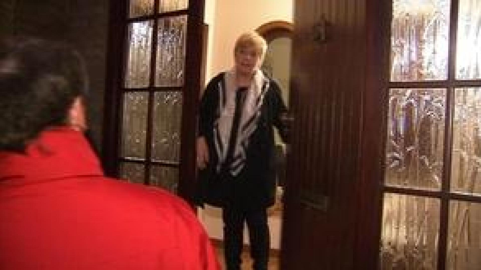 Loi sur les armes : Isabelle Simonis réveillée