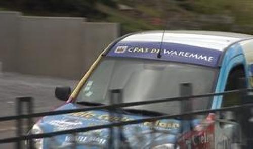 Camionnettes sponsorisées à Waremme