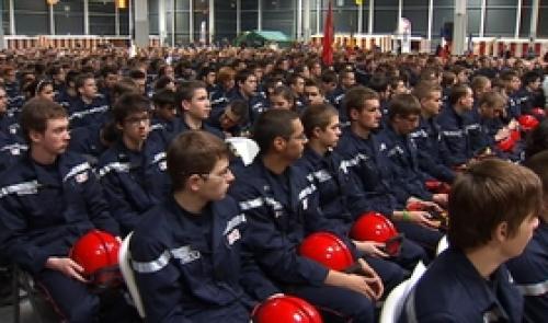 Les cadets de l'école du feu à l'honneur