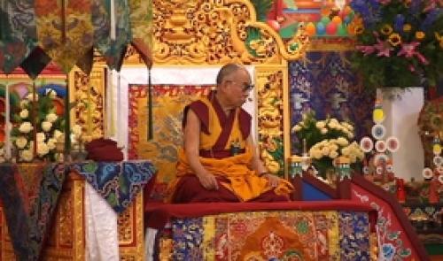Le DalaÍ¯ Lama en visite à Huy