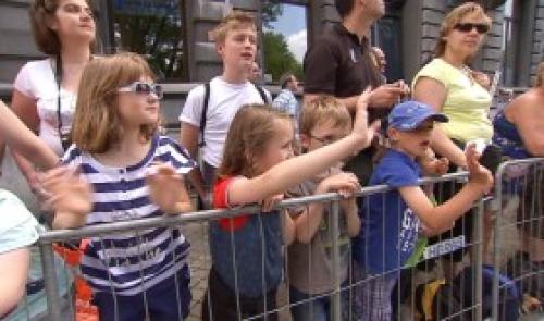 Tour de France: une marée humaine sur le boulevard d'Avroy