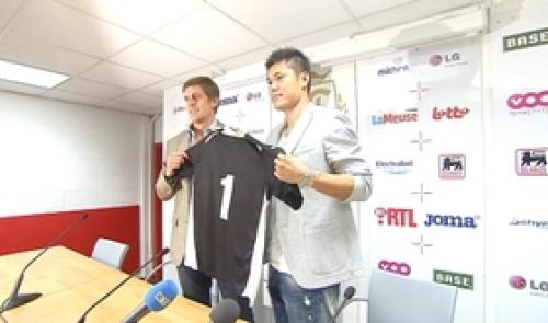 Eiji Kawashima nouveau gardien du Standard