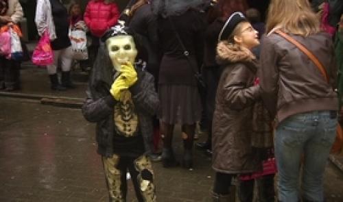Cortège Halloween sur la foire de Liège