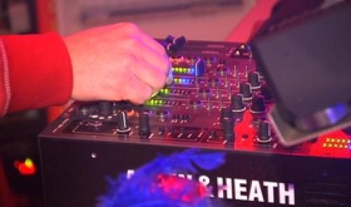 Discothèques : une longue nuit s'annonce