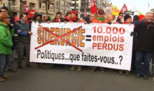 Manifestation à Bruxelles: les ouvriers d'ArcelorMittal en tête de cortège