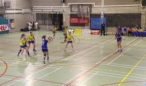 HANDBALL Fémina Visé - St Trond