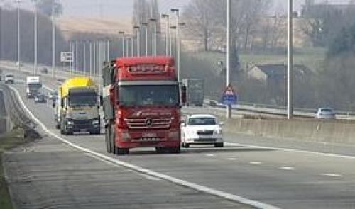 L'E42 fait peau neuve : la mise à trois bandes se poursuit