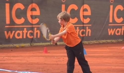 L'opération  Tennis à l'école   au Standard Tennis Club