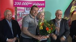 200.000ième visiteur à l'expo Golden Sixties