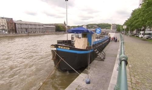 Péniche à vendre