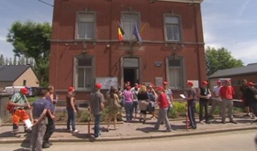 Neupré : le personnel communal proteste contre deux licenciements