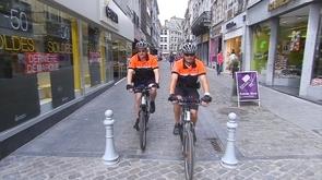Huy : des policiers en VTT qui mettent en avant la proximité