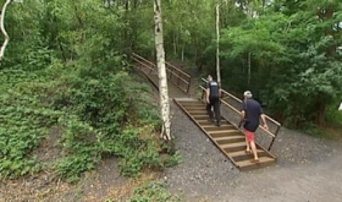 Blegny-Mine : un nouvel escalier pour gravir le terril