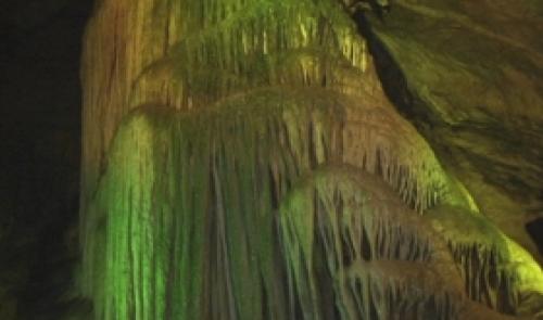 Les grottes de Remouchamps font recette