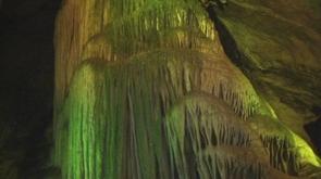 Les grottes de Remouchamps font recette