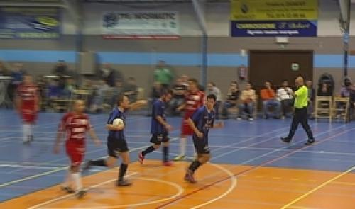 Football en salle : Waremme-Cosmos Manage