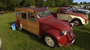 Rassemblement 2CV à Beaufays