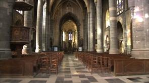 La collégiale Sainte-Croix sur la liste des monuments menacés