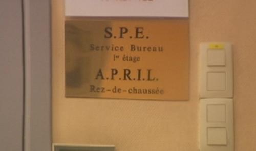 Les libéraux demandent la suppression de l'asbl April