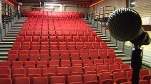 Soumagne : des gradins - enfin - au Centre Culturel