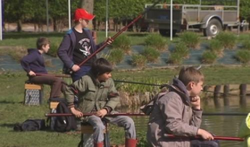 Stage de pêche pour les jeunes à Abolens