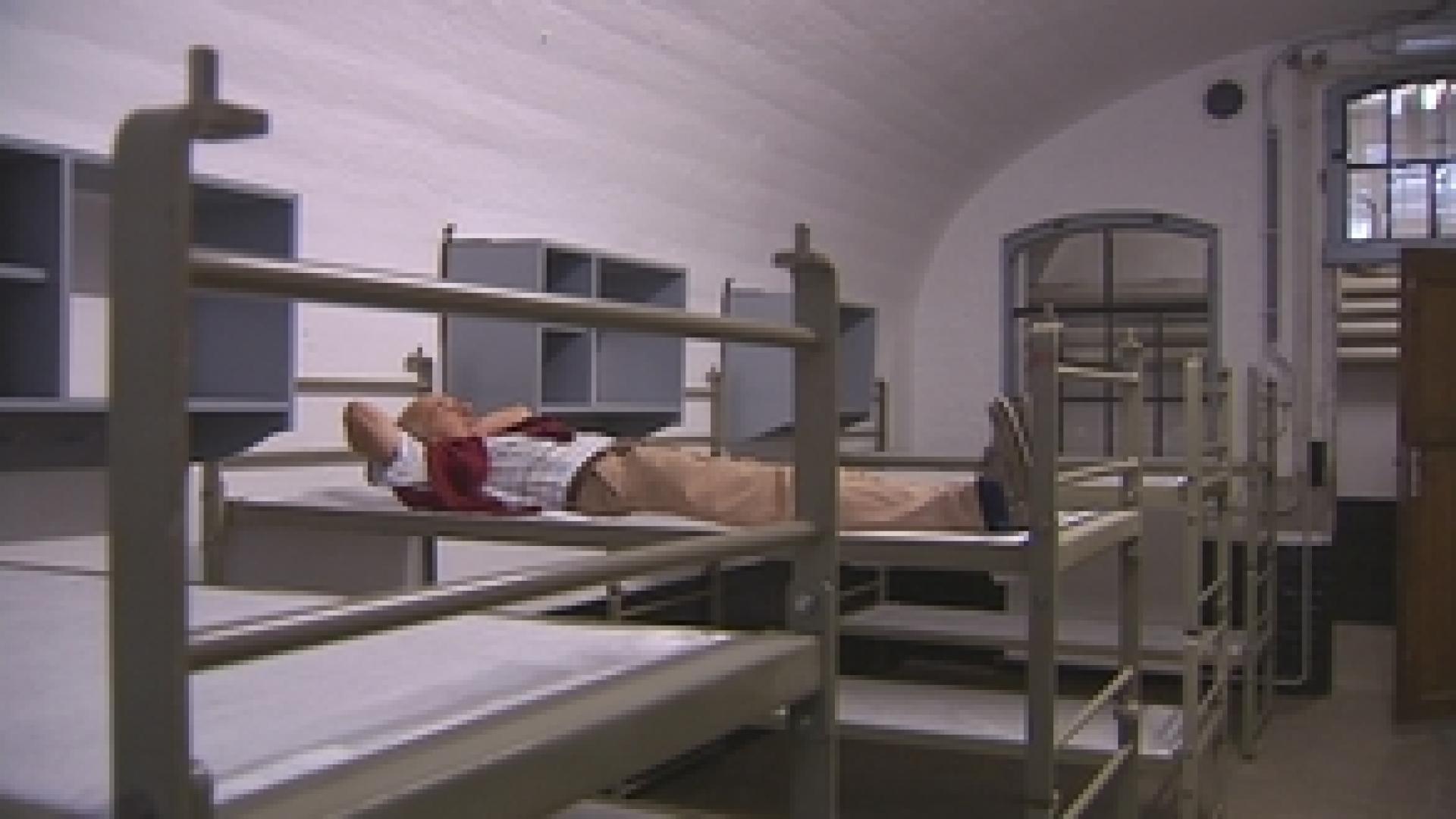 Lantin : logez dans les dortoirs du Fort