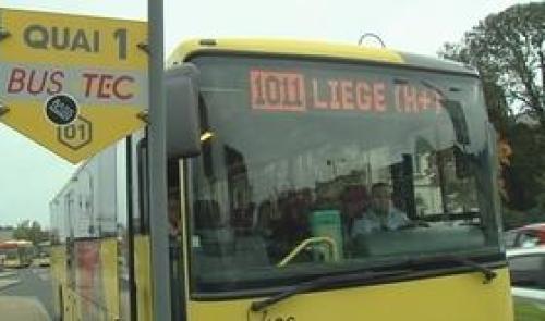 Un ouvrage sur la ligne de bus Liège-Athus