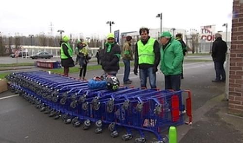 Centres commerciaux : accès bloqués