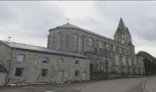 Ferrières : un clocher en inox pour son église