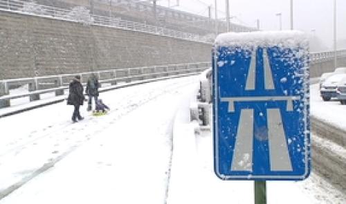 Chutes de neige: circulation difficile