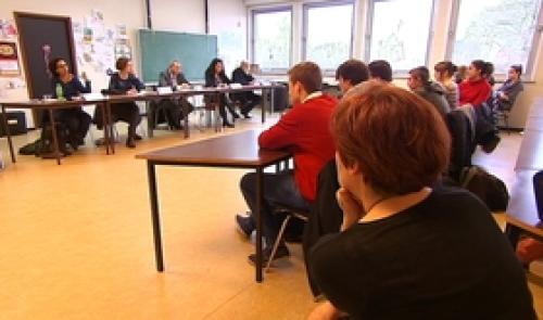 Education à la citoyenneté : des parlementaires rencontrent des élèves