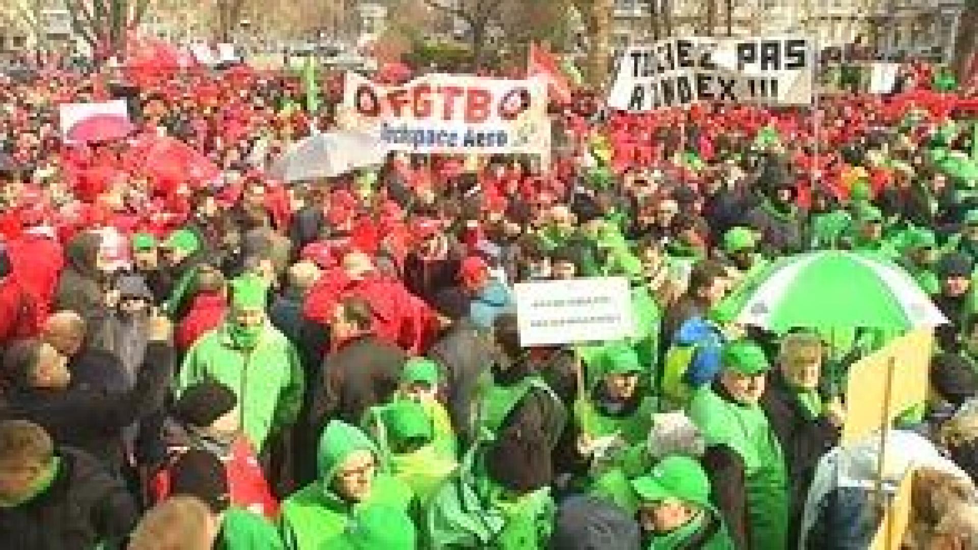 Liège : 8000 manifestants dans les rues