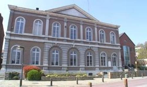 Engis demande des réponses au SPF Finances