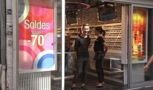 Liège : premier jour des soldes sous la chaleur