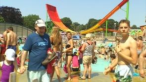 Canicule: le parc aquatique de l'Hirondelle à Oteppe pris d'assaut